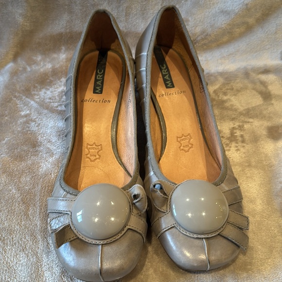 Grey pumps - Picture 3 of 7